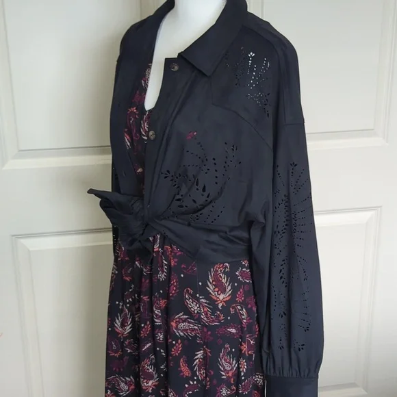 Shyanne Women's Faux Suede Laser Cutout Shacket size medium - Picture 2 of 6